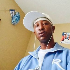 Meet your Posher, Corry